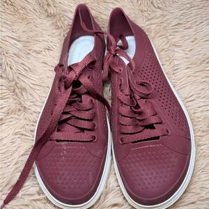CROCS Women's Burgundy Court Shoes